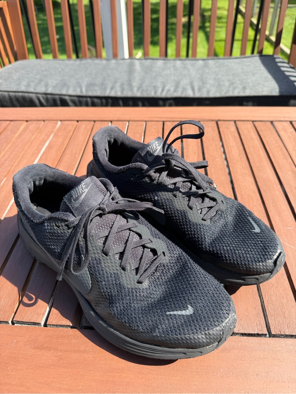 Nike Men’s Athletic Running Shoes — Black